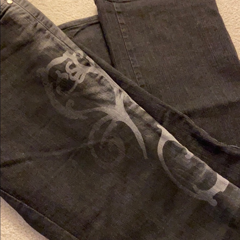 Designer funky denim - Picture 3 of 6